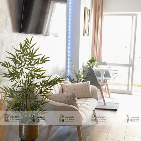 Apartment 522 Iris Estudio - Cerca De Bares, Restaurantes Y Tiendas - A 10 Minutos De La Playa Caminando Benalmádena